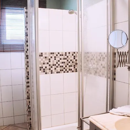 Landfein-villa Marathon